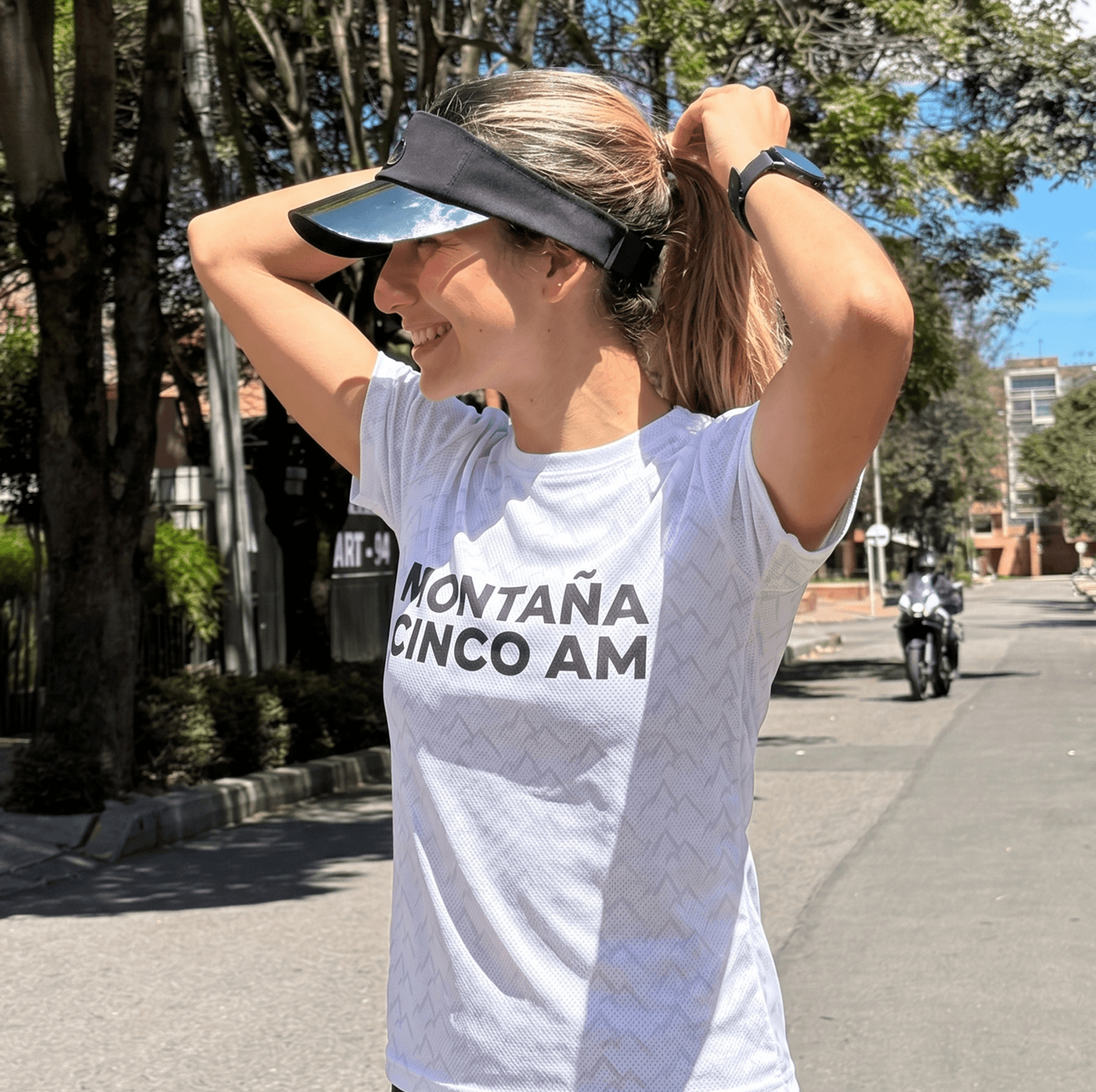 CAMISETA BLANCA
